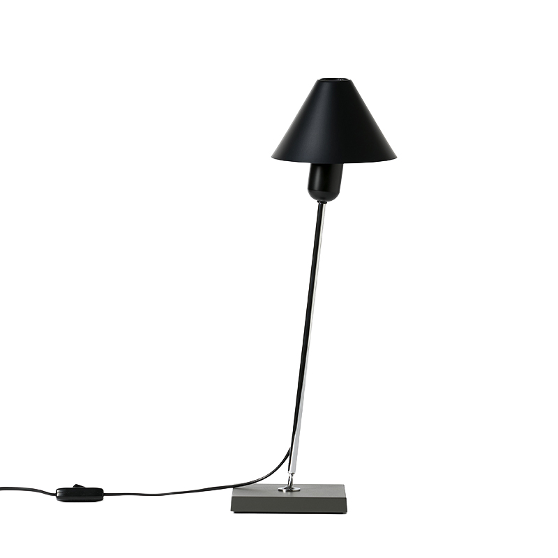 Santa & Cole(サンタ&コール)GIRA(ジラ)ブラック