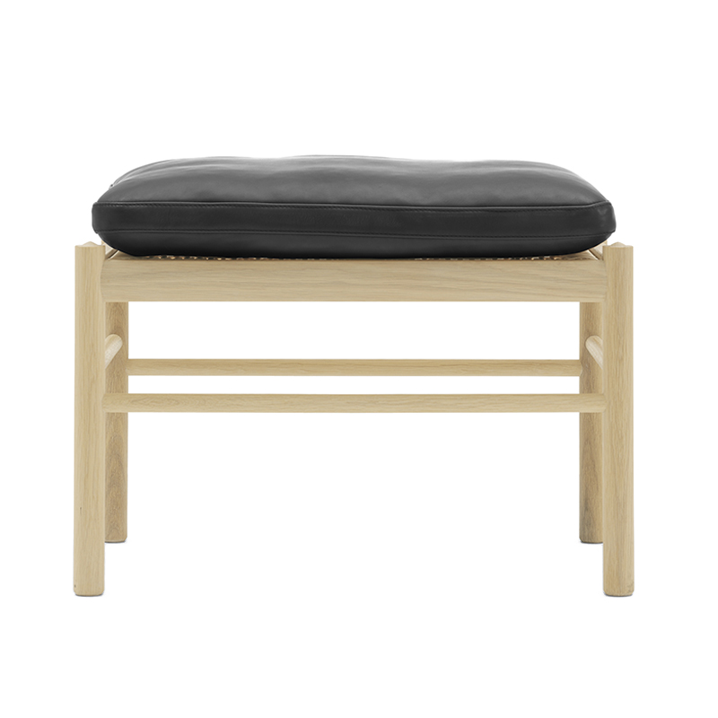 CARL HANSEN&SON(カール・ハンセン&サン)OW149F コロニアル フットスツール オーク オイル THOR301