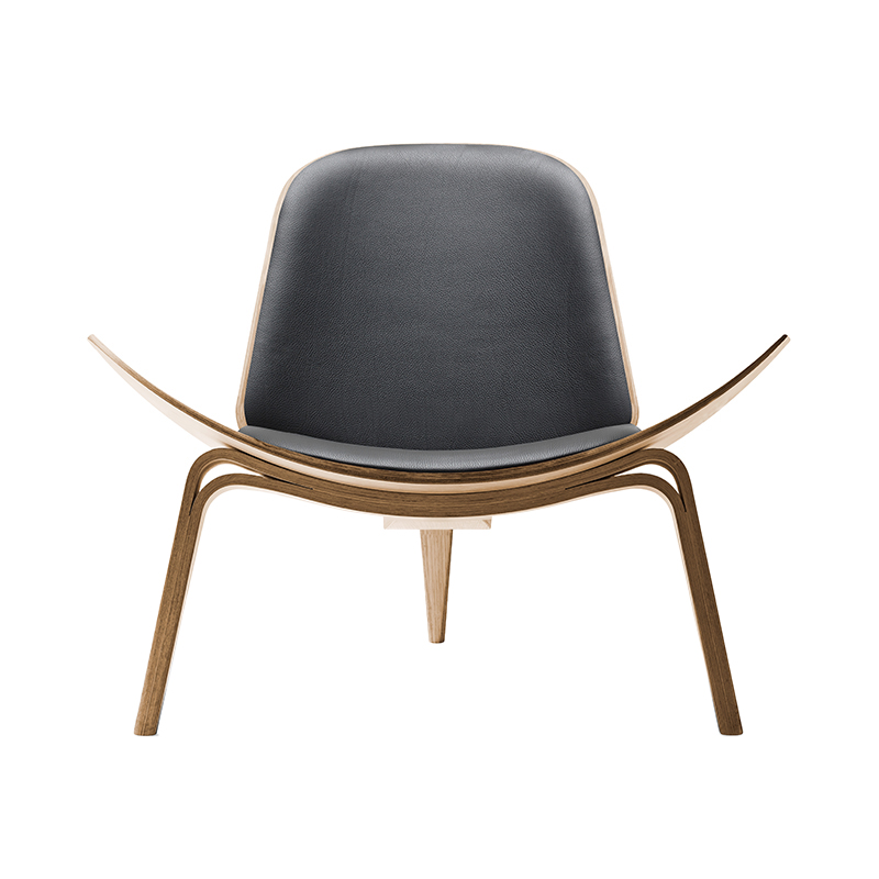 CARL HANSEN&SON(カール・ハンセン&サン)CH07 シェルチェア オーク オイル THOR301 ブラックレザー