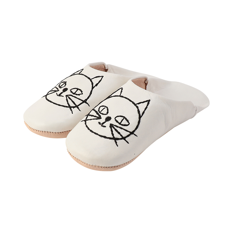 FATIMA MOROCCO(ファティマモロッコ)ウィメンズ 猫刺繍 バブーシュ ホワイト