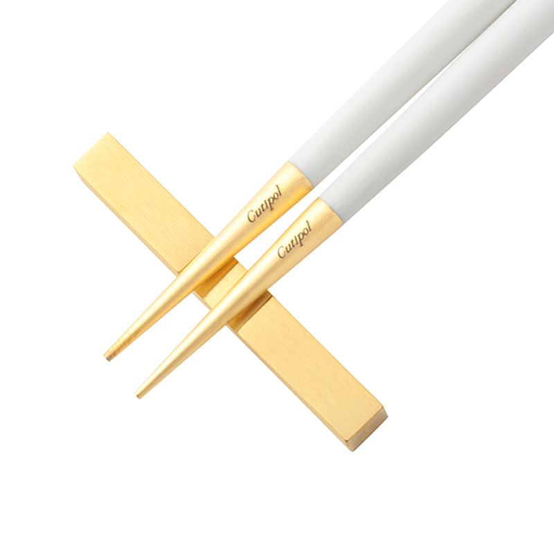 Goa White Matte Gold Chopstick Set カトラリー The Conran Shop コンランショップ The Conran Shop Goa White Matte Gold Chopstick Set カトラリー The Conran Shop コンランショップ The Conran Shop