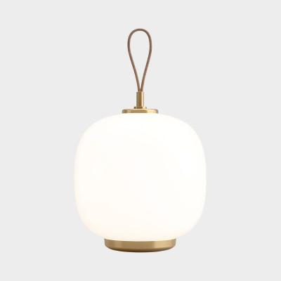 Louis Poulsen( ルイスポールセン)VL 45 ラジオハウス ポータブル ランプ ホワイト