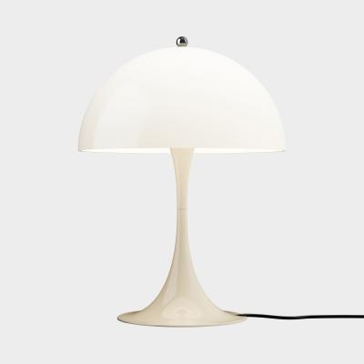 Louis Poulsen（ルイスポールセン）パンテラ  320 テーブル ランプ   オパール ベージュ