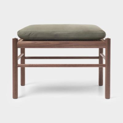 【期間限定・特別価格】カールハンセン＆サン OW149F コロニアルフットスツール ウォルナット・オイル テラ 20368 ジェード