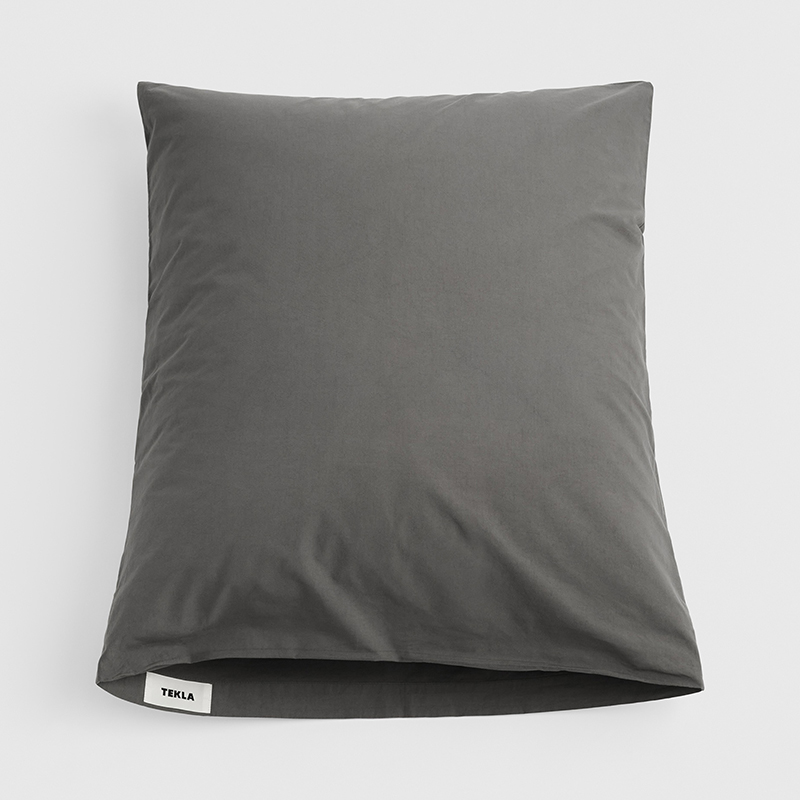 TEKLA(テクラ)パーケール ピローシャム ダークトープ